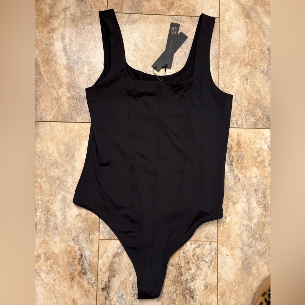 NWT House Of Harlow 1960 Corset Style Black Thong Bodysuit Women’s Size Large